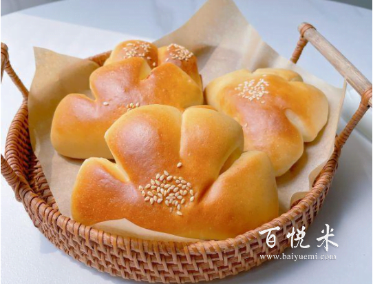 超柔軟!奶香濃郁、零失敗的卡仕達(dá)夾餡面包,快來(lái)試試啊